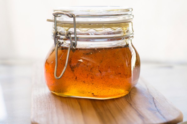 How to infuse honey