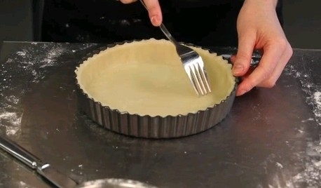 How to line a tart tin