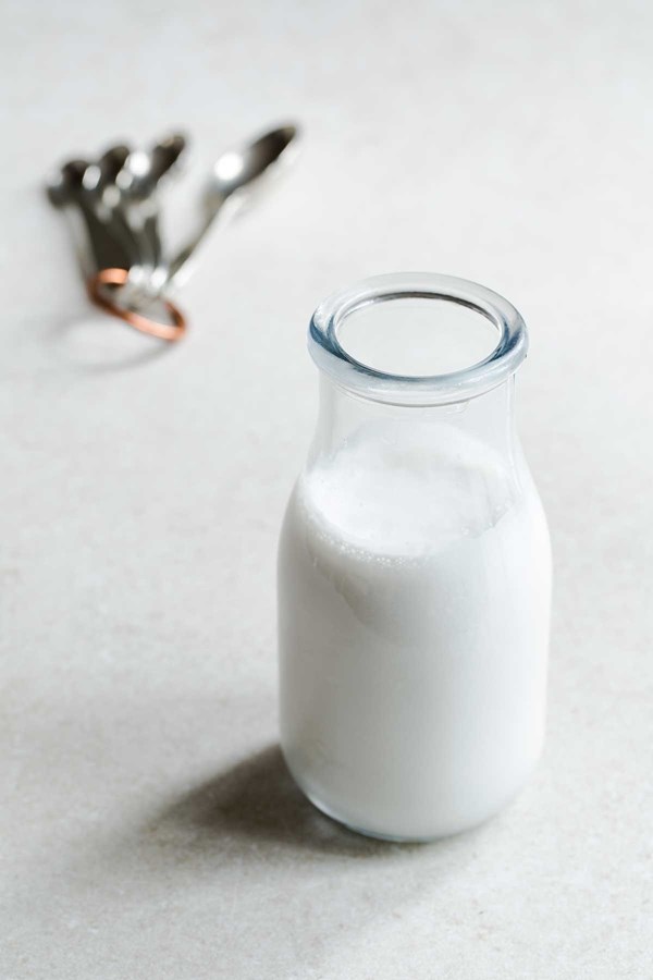 How to make a buttermilk substitute