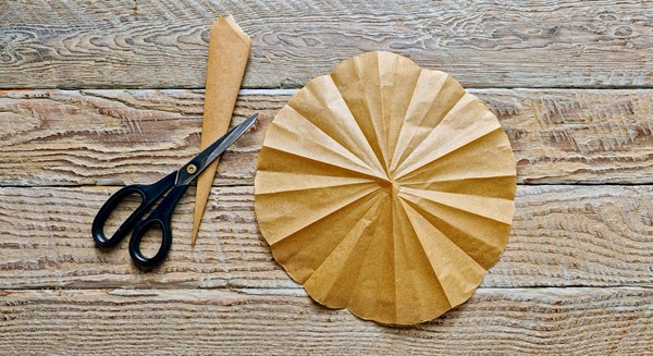 How to make a cartouche