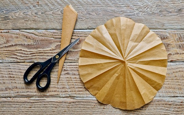 How to make a cartouche