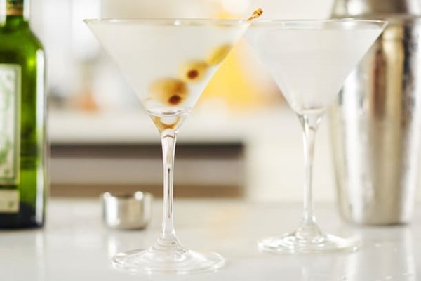 How to make a classic martini