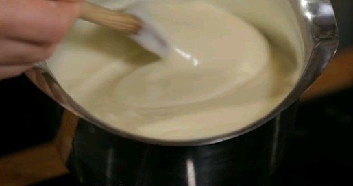 How to make a crème pâtissière