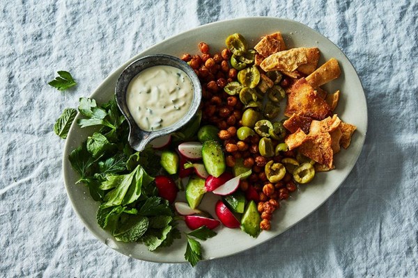 How to make a fattoush-like composed salad without a recipe