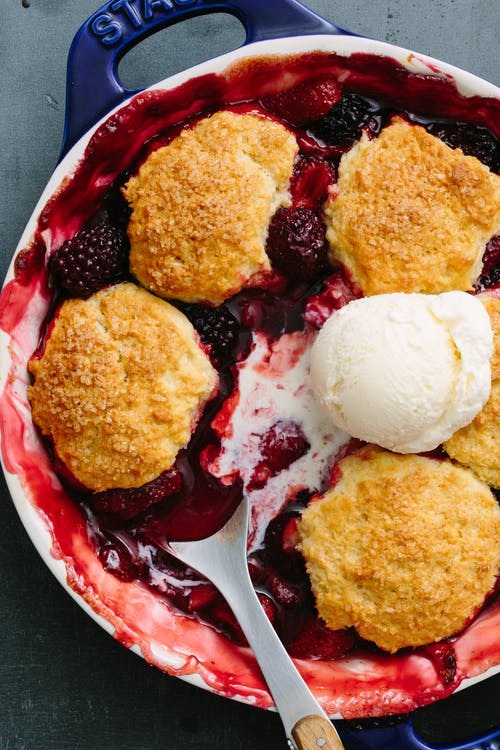 How to make a fruit cobbler by heart