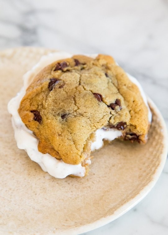 How to make a perfect ice cream sandwich