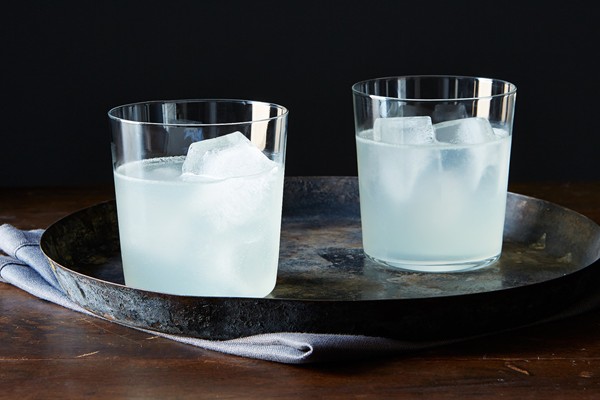 How to make a Tom Collins