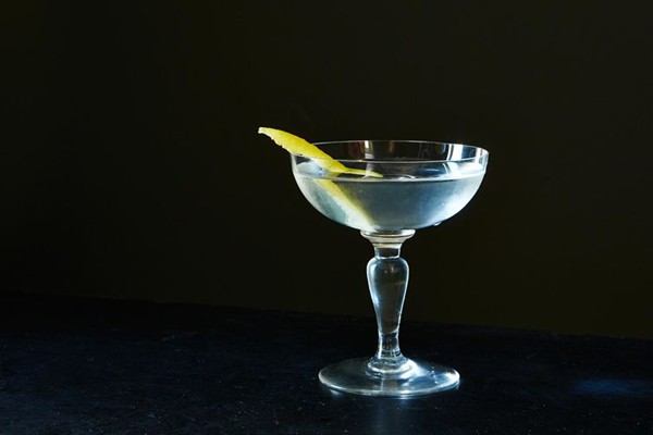 How to make a vesper martini
