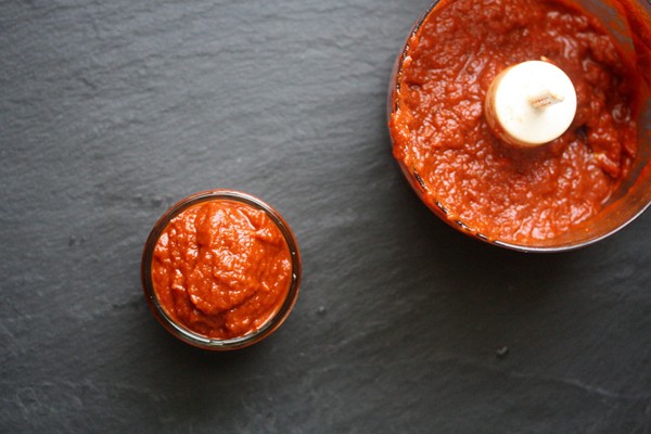 How to make all-natural barbecue sauce, from scratch (Smoky chipotle-honey BBQ sauce)