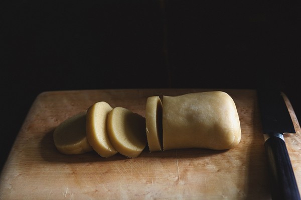How to make almond paste from scratch