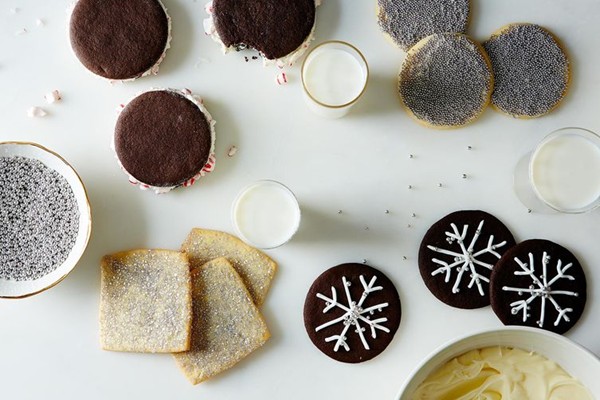 How to make and decorate roll-out sugar cookies