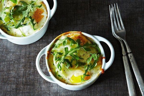 How to make any baked eggs in 5 steps