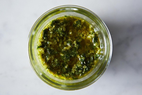How to make any pesto in 5 steps