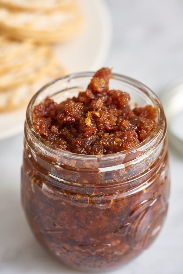 How to make boozy bourbon bacon jam