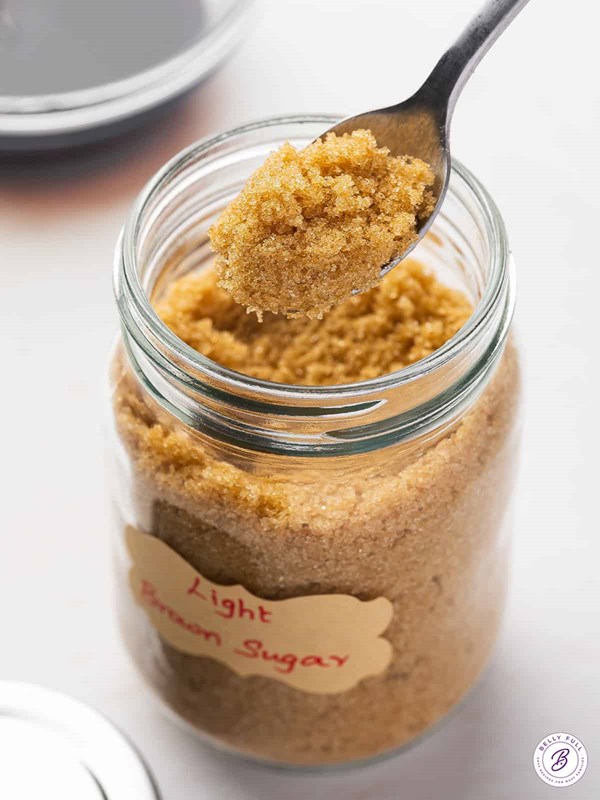 How to make brown sugar (light or dark)