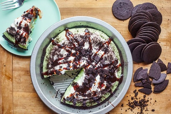 How to make classic grasshopper pie