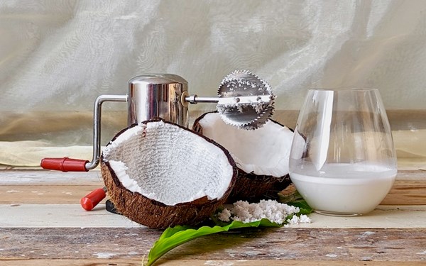How to make coconut cream & coconut milk