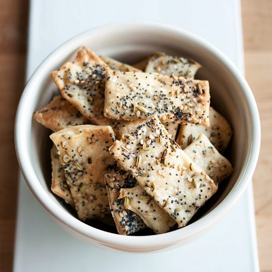 How to make crackers at home