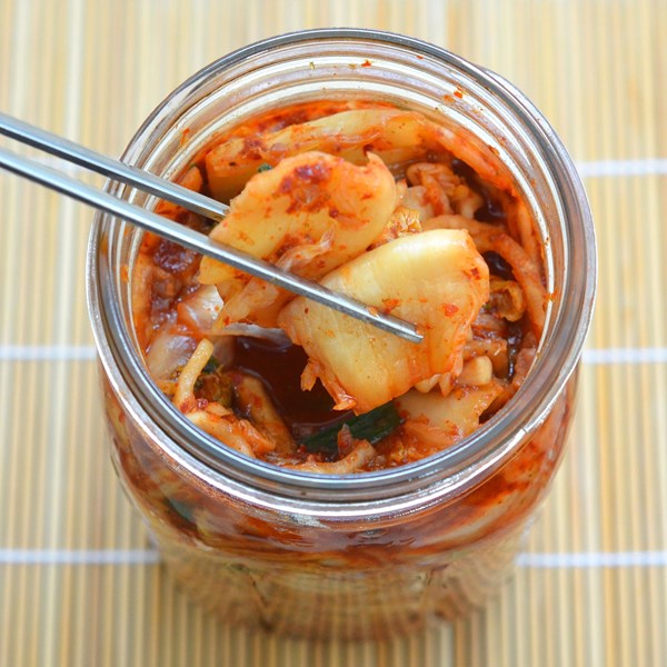 How to make easy kimchi at home