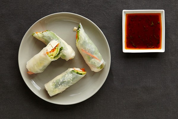 How to make fresh spring rolls at home