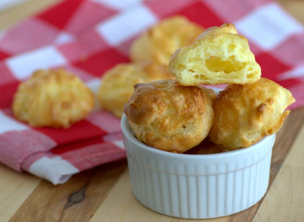 How to make gougeres