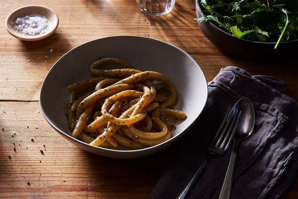 How to make homemade pici pasta using only your hands