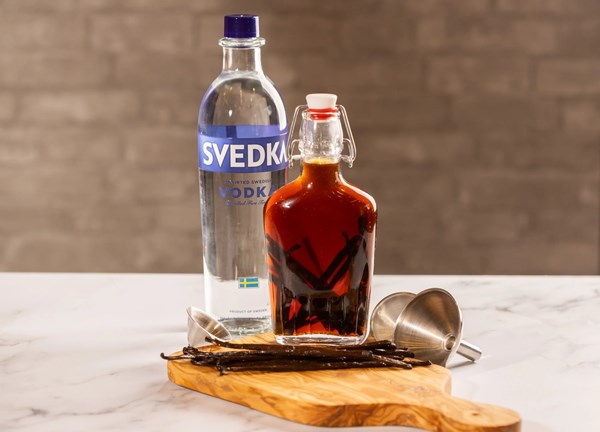 How to make homemade [vanilla] extract - step by step guide