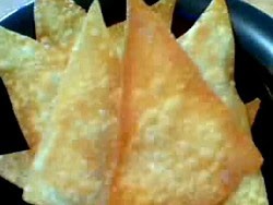 How to make homemade wonton crisps
