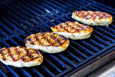 How to make juicy grilled chicken breasts that are perfect every time