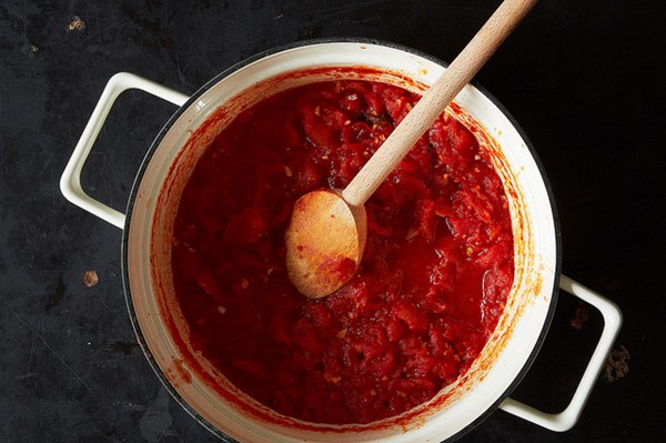 How to make marinara sauce in 5 steps (and 20 minutes)