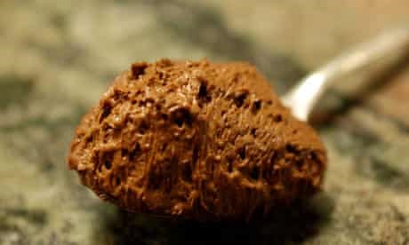 How to make perfect chocolate mousse