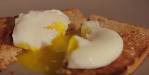 How to make perfect poached eggs