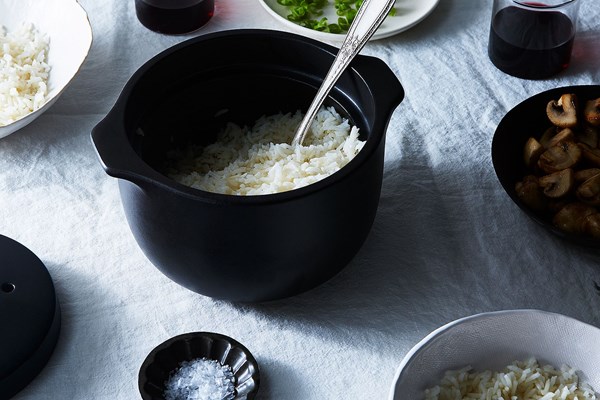 How to make perfect white rice in a rice cooker