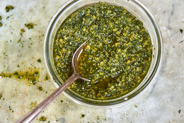 How to make pesto like an Italian grandmother