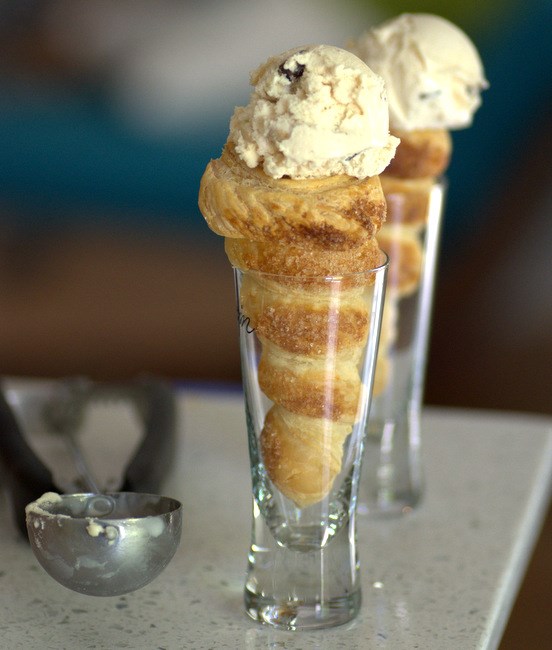 How to make pie crust ice cream cones