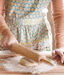 How to make piecrust by hand