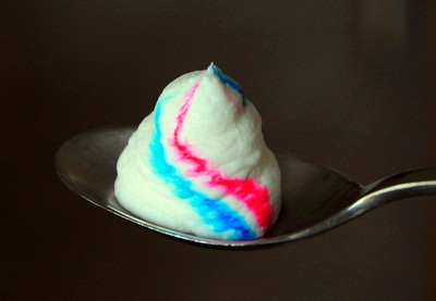 How to make red, white and blue swirl whipped cream