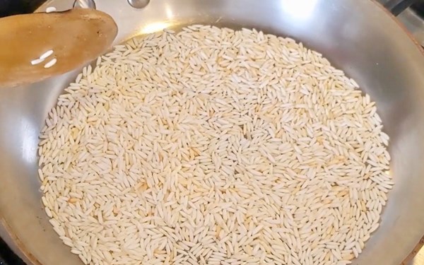 How to make roasted rice powder