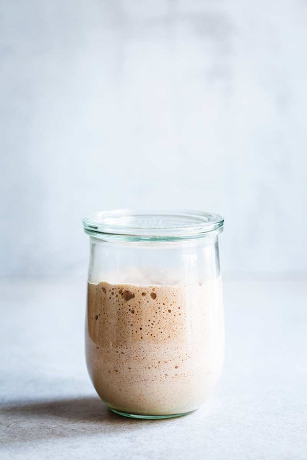 How to make sourdough starter
