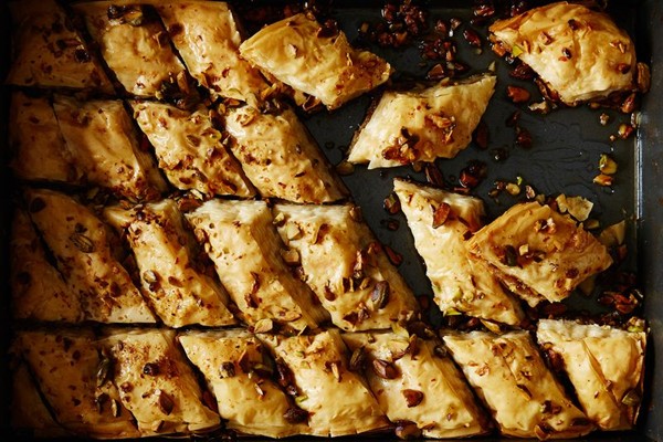 How to make sticky, messy, syrupy baklava without a recipe