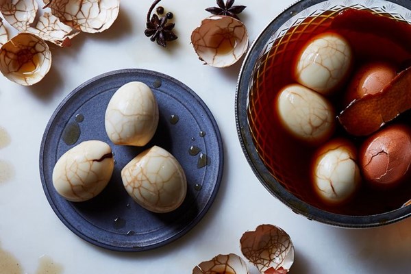 How to make street-style Chinese tea eggs at home