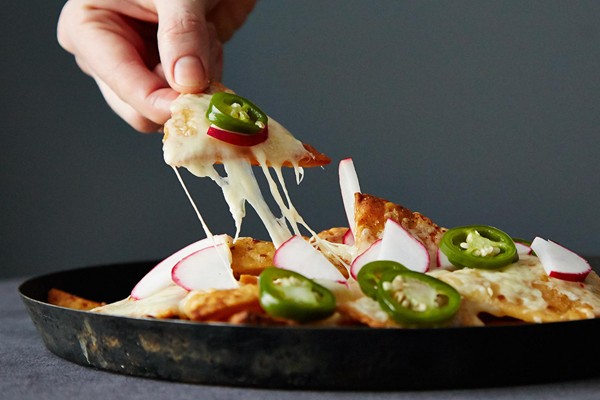 How to make the best DIY nachos at home