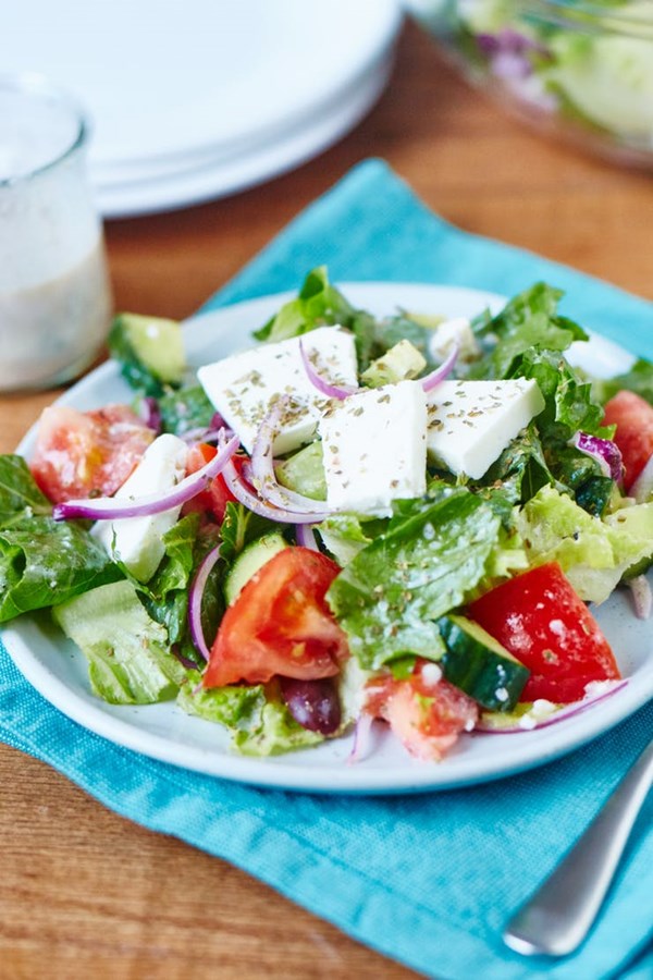 How to make the best diner-style Greek salad