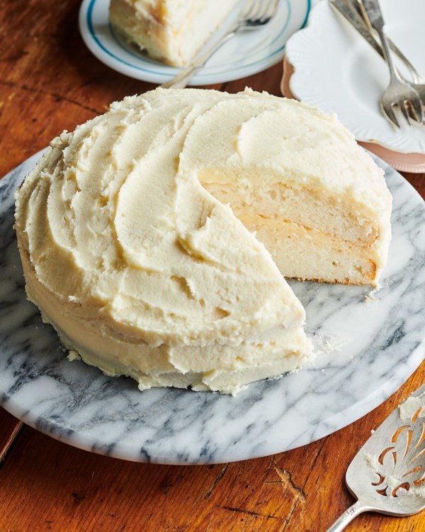 How to make the best white cake from scratch