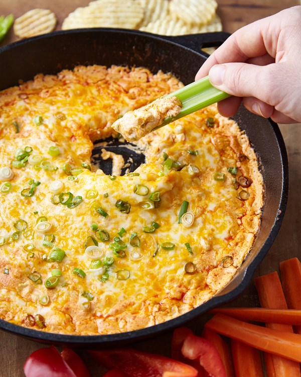 How to make the easiest Buffalo chicken dip
