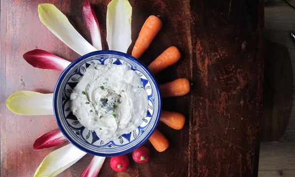 How to make the perfect blue cheese dip