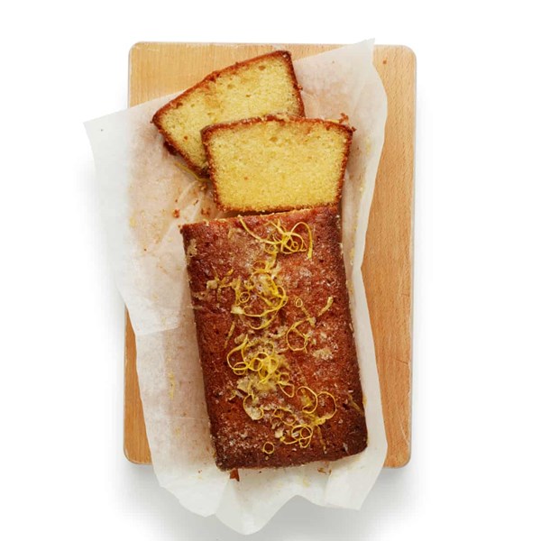 How to make the perfect lemon drizzle cake