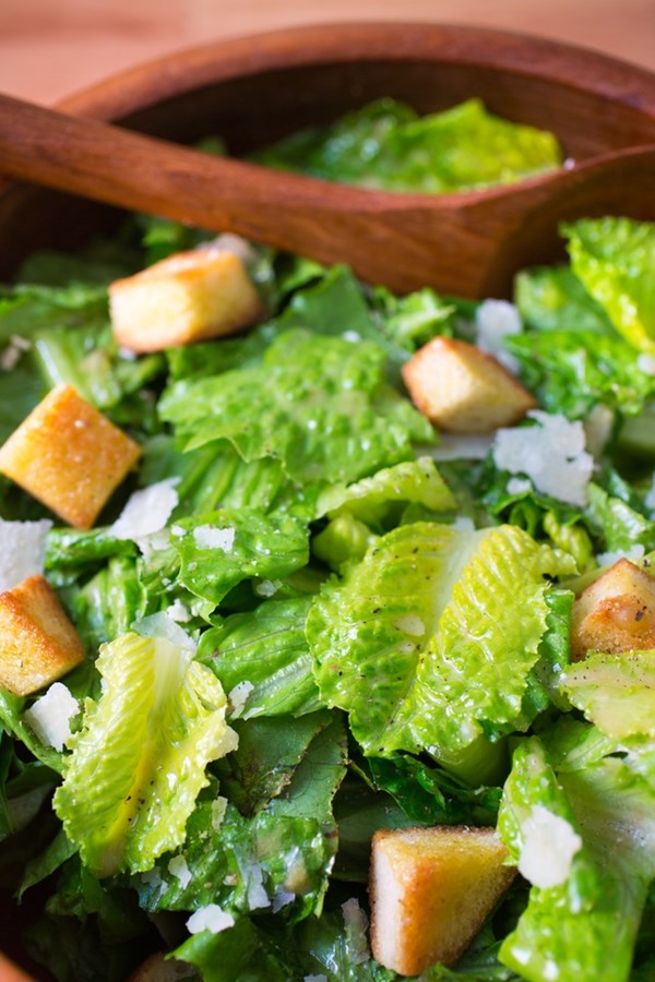 How to make the ultimate classic Caesar salad