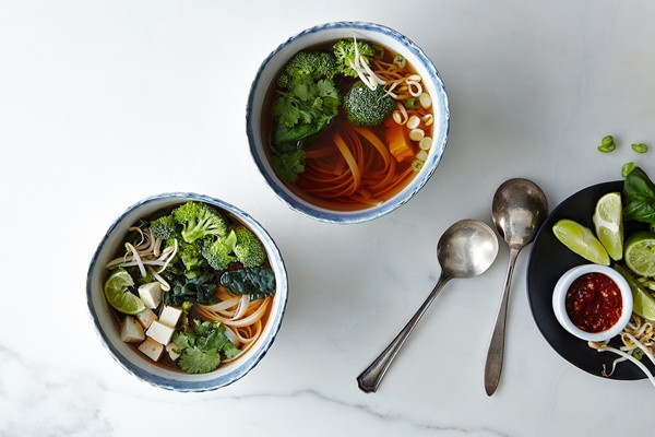 How to make vegetarian phở without a recipe