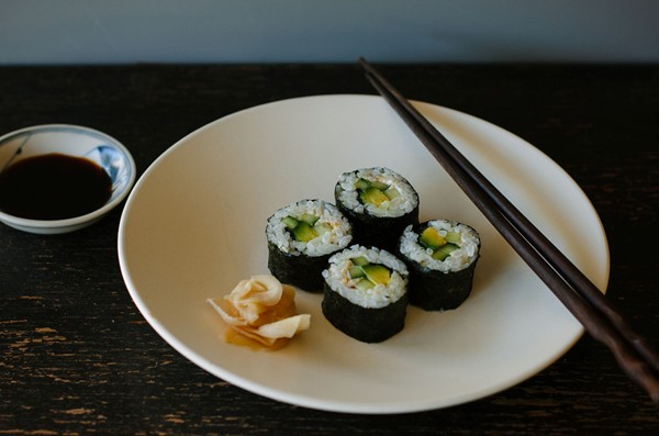 How to make vegetarian sushi at home
